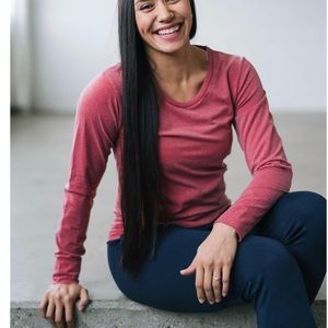 New red heather performance sz medium